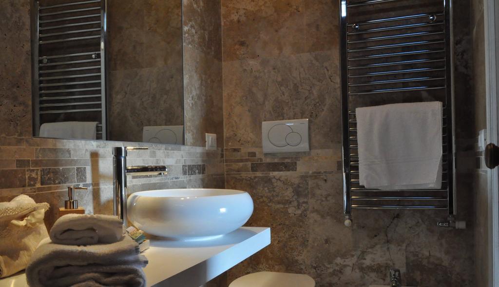 Borgo San Frediano - Flo Apartments フィレンツェ エクステリア 写真