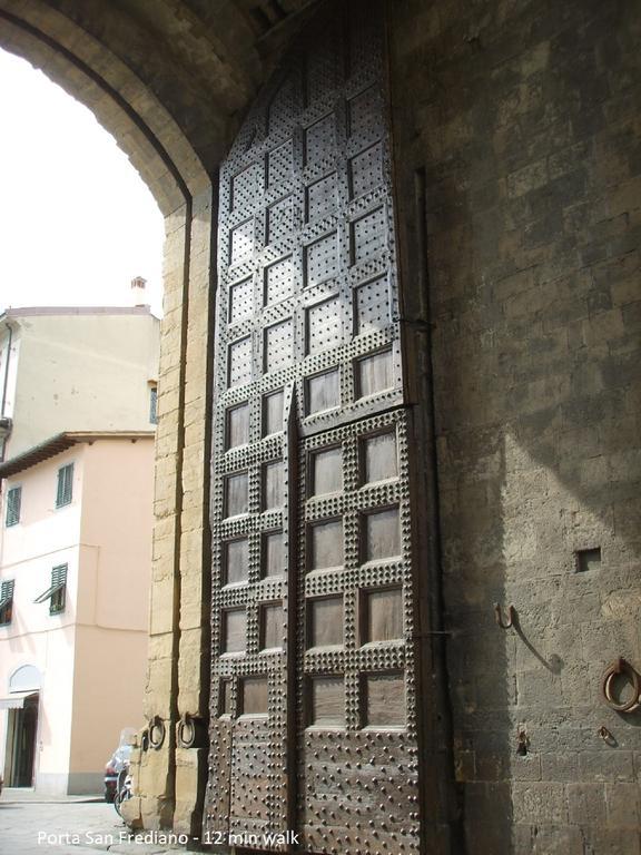 Borgo San Frediano - Flo Apartments フィレンツェ エクステリア 写真