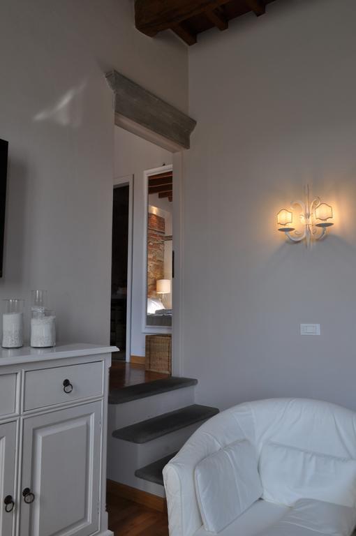 Borgo San Frediano - Flo Apartments フィレンツェ エクステリア 写真